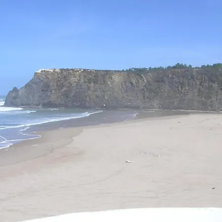 With 2 Bedrooms In Odeceixe, With Wonderful Sea View And Balcony * Aljezur