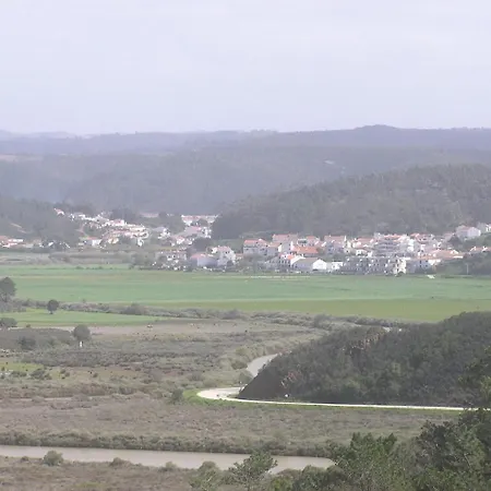 Apartmán With 2 Bedrooms In Odeceixe, With Wonderful Sea View And Balcony